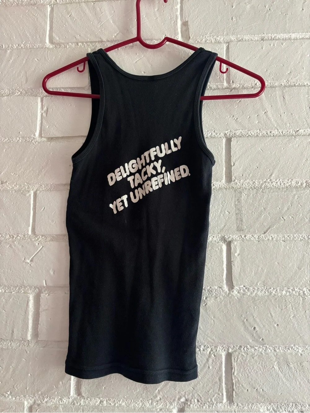 Hooters tank top